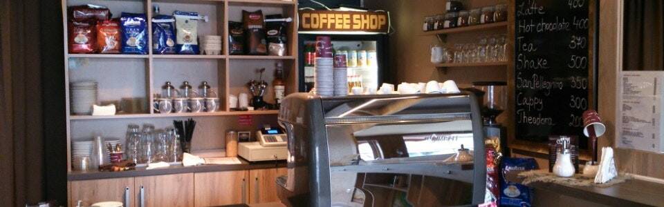 Coffee Shop 64