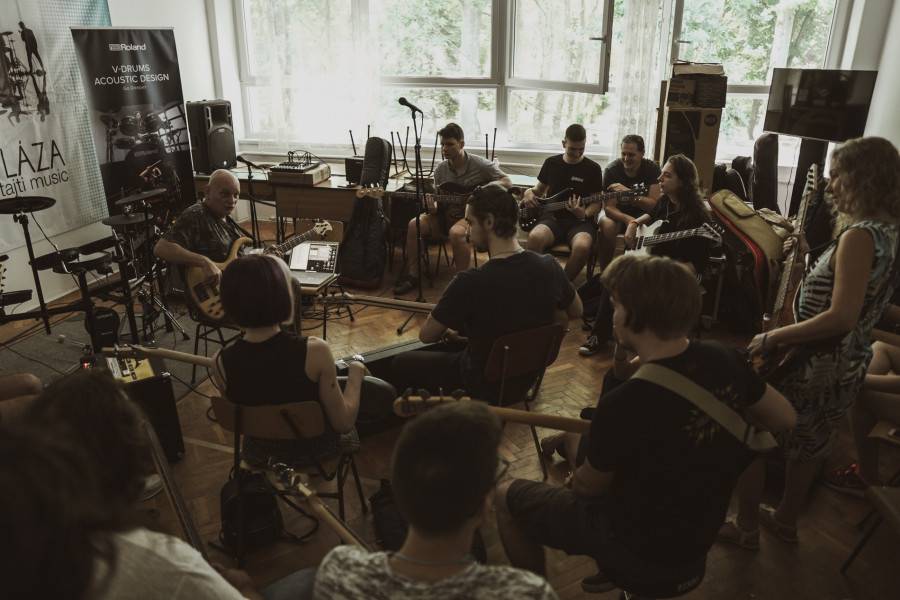 Gitármánia Zenei és Továbbképző Tábor